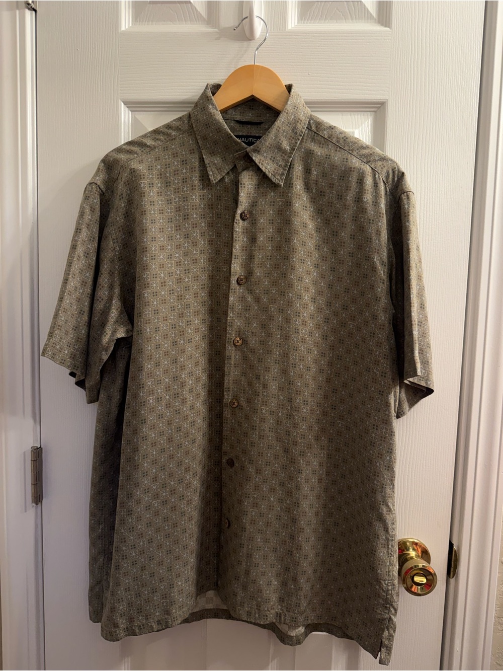 Nautica Olive Short-Sleeve Button-Down Shirt with Subtle Print